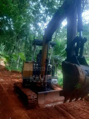 Yanmar Yb301 2017 Heavy-Duty (Used)