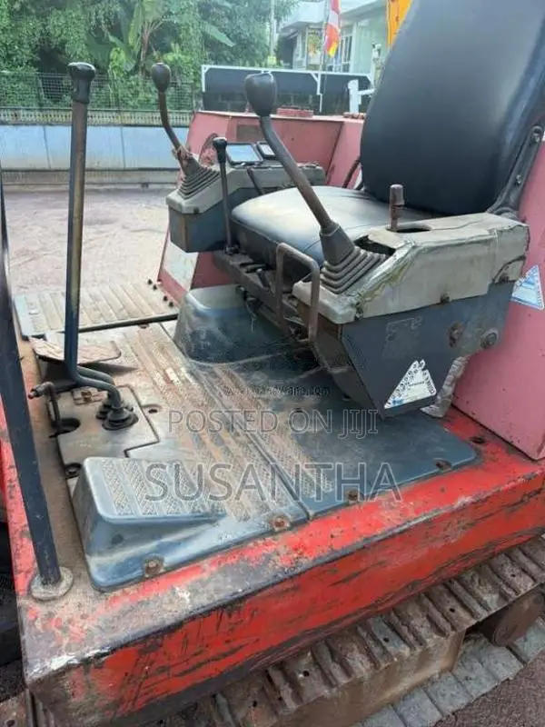 IHI Excavator 2012 Heavy-Duty (Used)