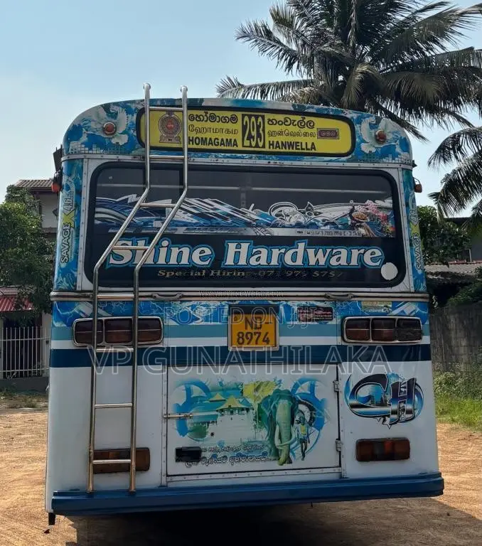 Ashok-Leyland Viking 2011 Bus (Used)