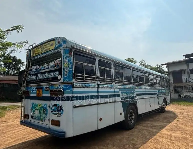 Ashok-Leyland Viking 2011 Bus (Used)