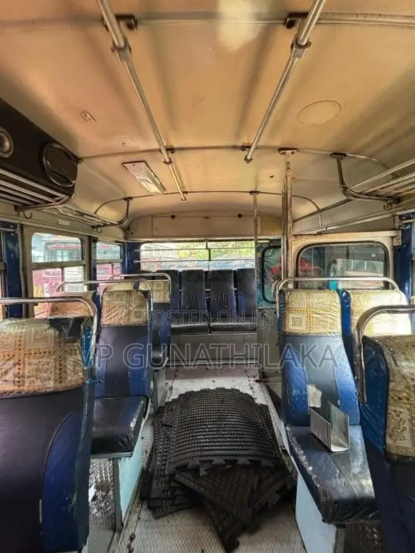 Ashok-Leyland Viking 2011 Bus (Used)