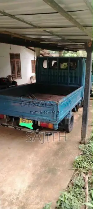 Nissan Atlas 1992 Crew Cab (Used)