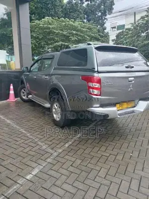 Mitsubishi L200 2017 Pickup (Used)