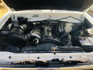 Mitsubishi L200 1999 Pickup (Used)