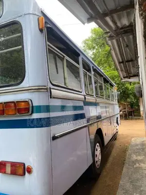 Ashok-Leyland Lynx 2011 Bus (Used)