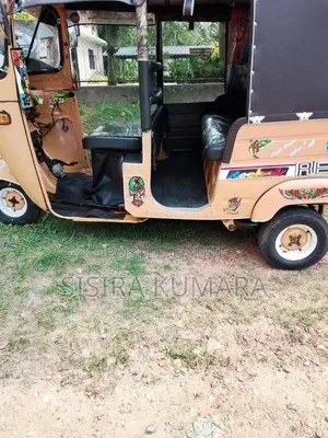 Bajaj RE 1999 Three Wheel (Used)