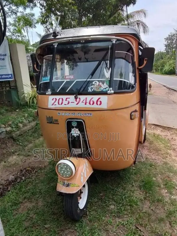 Bajaj RE 1999 Three Wheel (Used)