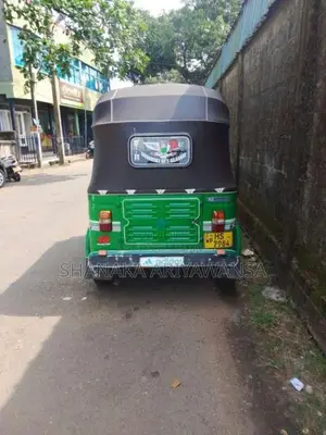 Bajaj RE 2004 Three Wheel (Used)