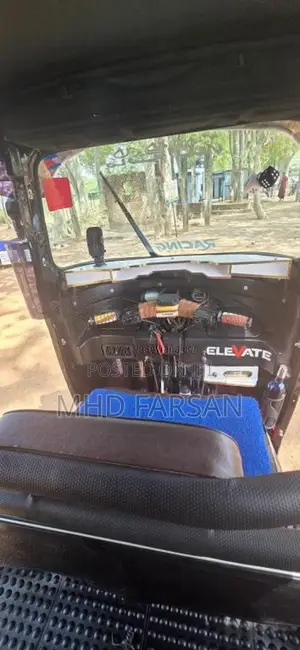 Bajaj RE 2015 Three Wheel (Used)