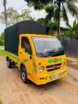 Tata Dimo Batta 2011 Lorry (Used)