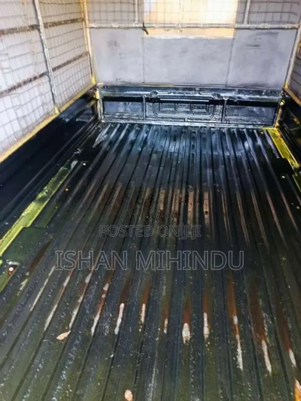 Tata Dimo Batta 2011 Lorry (Used)