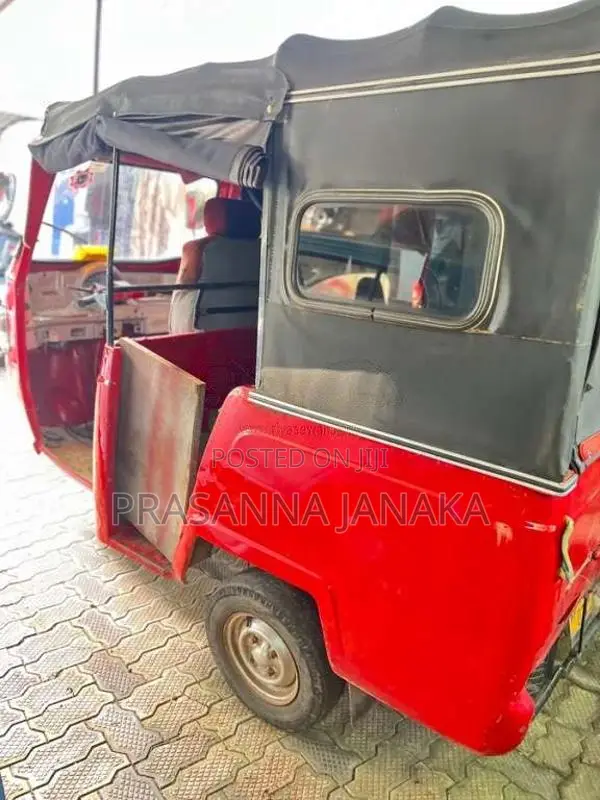 Mahindra Alfa 2010 Three Wheel (Used)