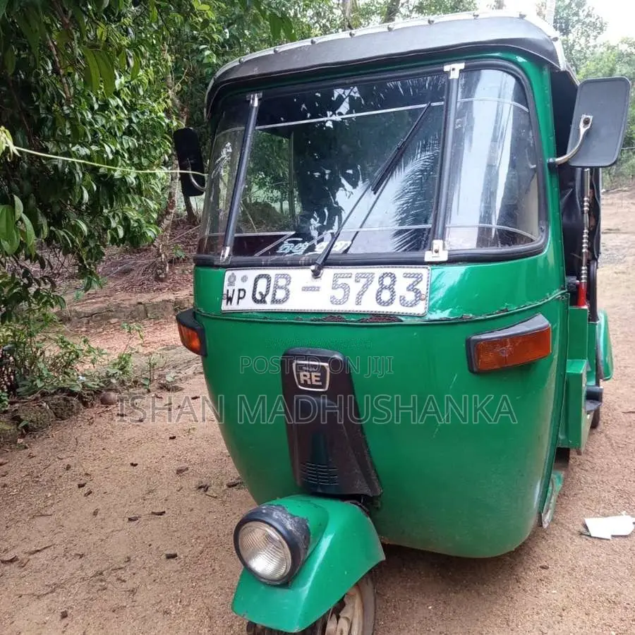 Bajaj 2 Stroke 2005 Three Wheel (Used)