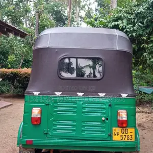 Bajaj 2 Stroke 2005 Three Wheel (Used)