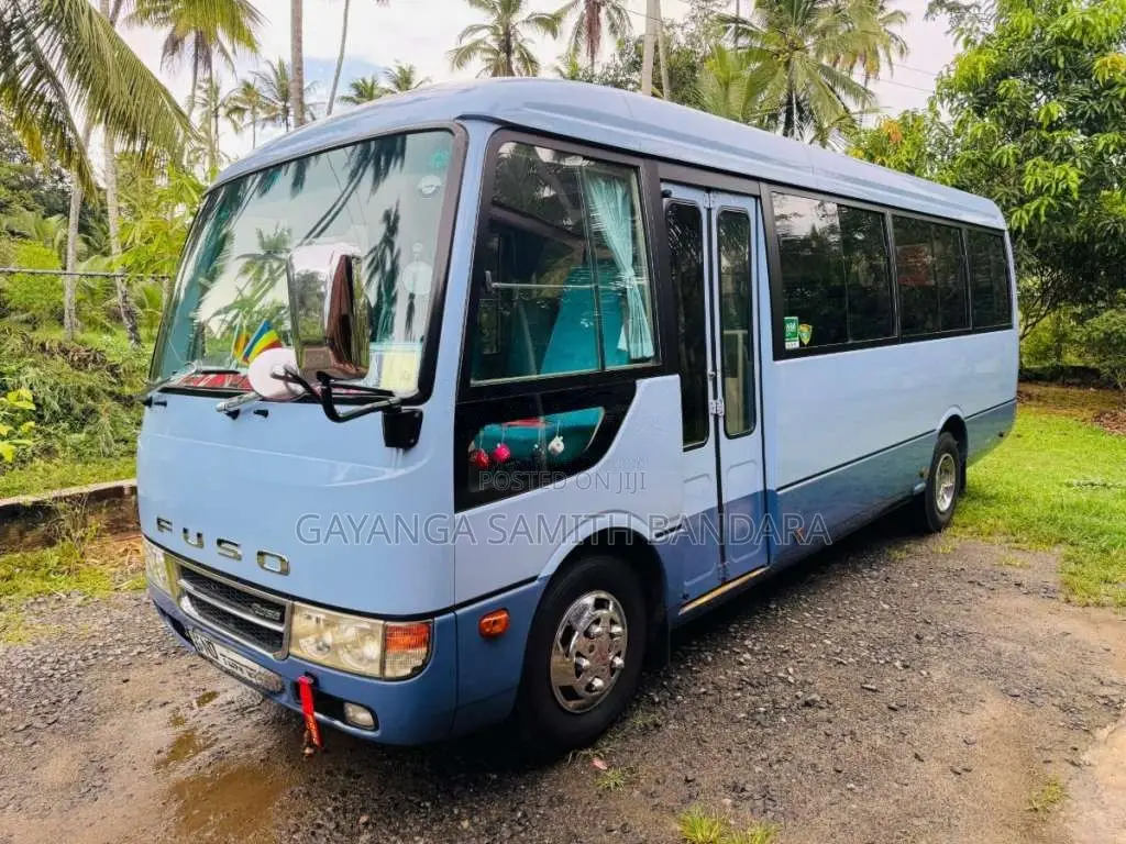 Mitsubishi Rosa 2012 Bus (Used)