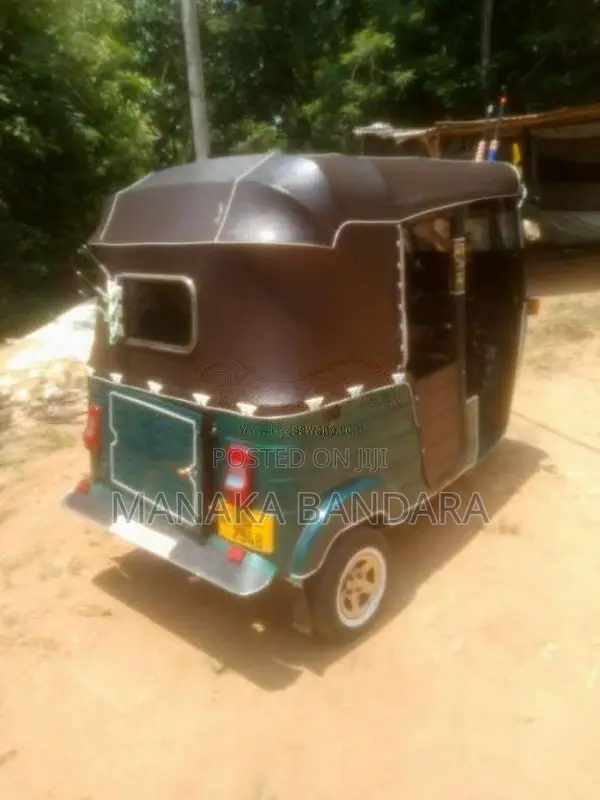 Bajaj RE 2 Stroke 2006 Three Wheel (Used)