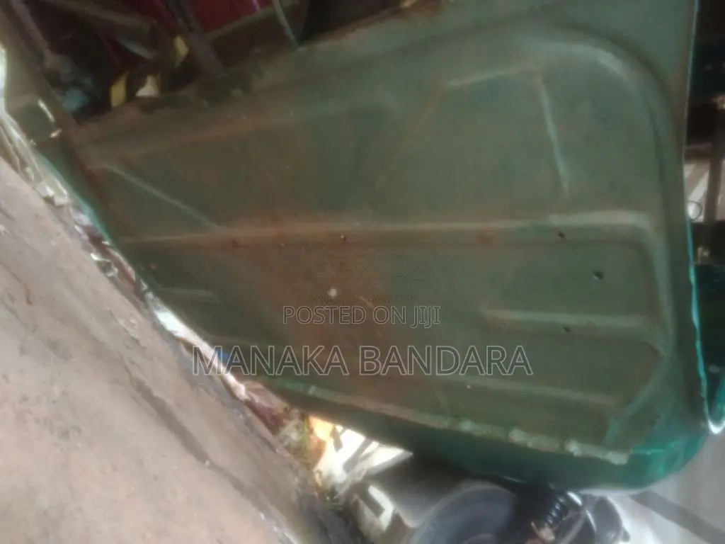 Bajaj RE 2 Stroke 2006 Three Wheel (Used)