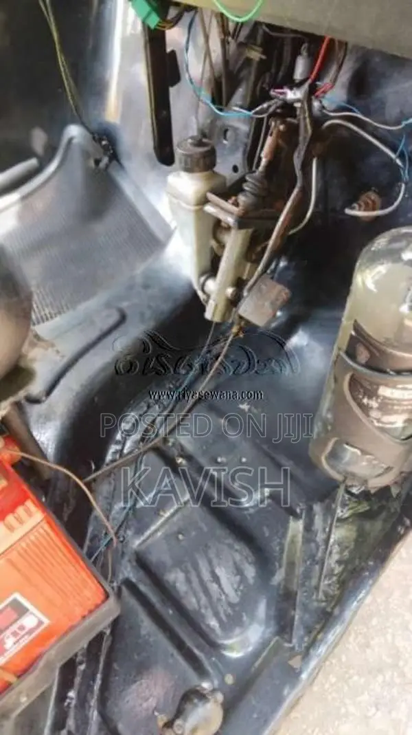 Bajaj RE 205 2013 Three Wheel (Used)