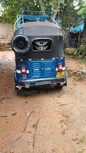 Bajaj RE 2 Stroke 2006 Three Wheel (Used)