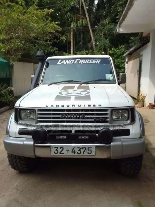 Toyota Land Cruiser 1994 SUV (Used)