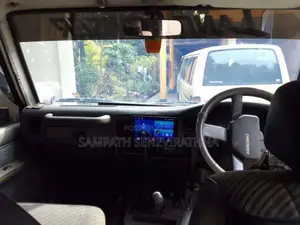 Toyota Land Cruiser 1994 SUV (Used)