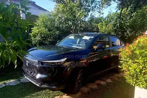 Honda Vezel X 2023 SUV (Used)