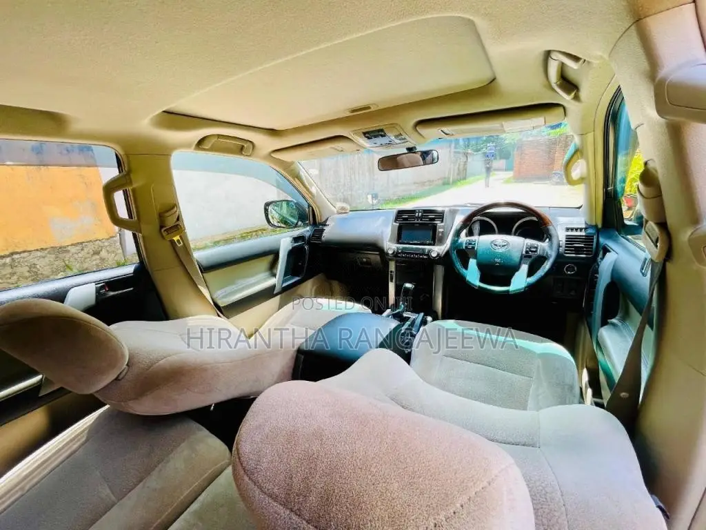 Toyota Land Cruiser Prado 2010 SUV (Used)