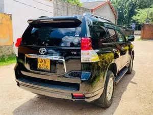 Toyota Land Cruiser Prado 2010 SUV (Used)
