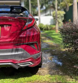 Toyota CHR NGX 10 2018 SUV (Used)