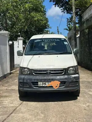 Toyota CR42 2000 Van (Used)