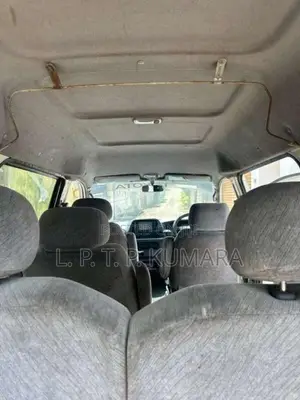 Toyota CR42 2000 Van (Used)