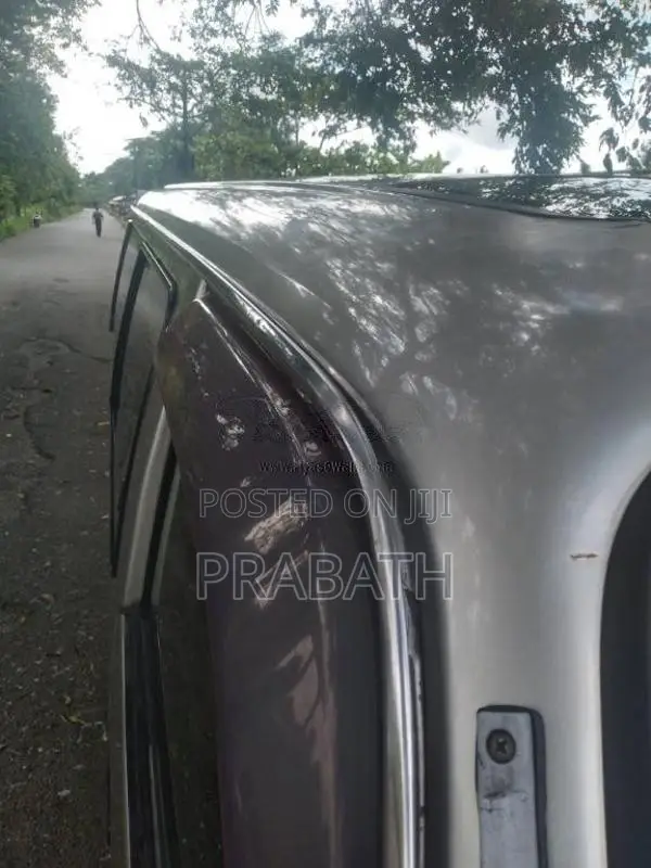 Nissan Caravan 1993 Van (Used)