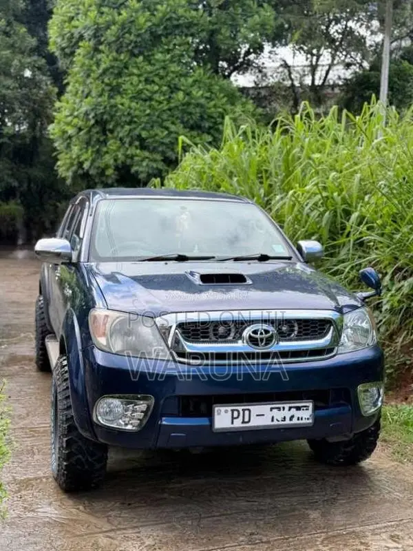 Toyota HILUX VIGO G GRADE 2008 Pickup (Used)
