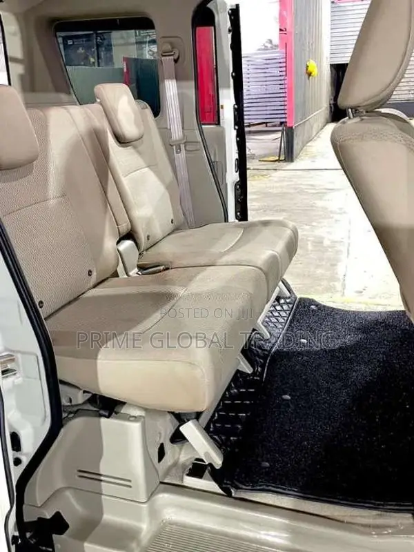 Suzuki Every Wagon 2024 Van (Used)