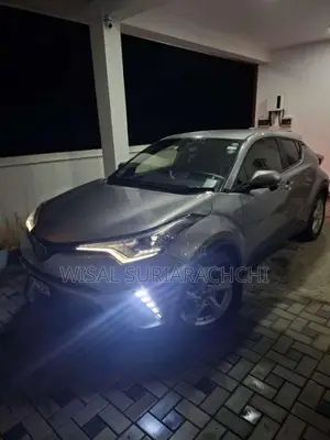 Toyota CHR NGX 10 2018 SUV (Used)