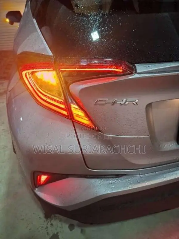 Toyota CHR NGX 10 2018 SUV (Used)