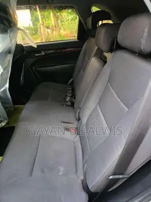 Kia Sorento 2011 SUV (Used)
