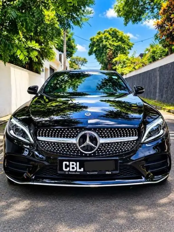 Mercedes-Benz C200 2019 Car (Used)