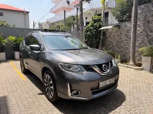 Nissan X-Trail Premier 2016 SUV (Used)