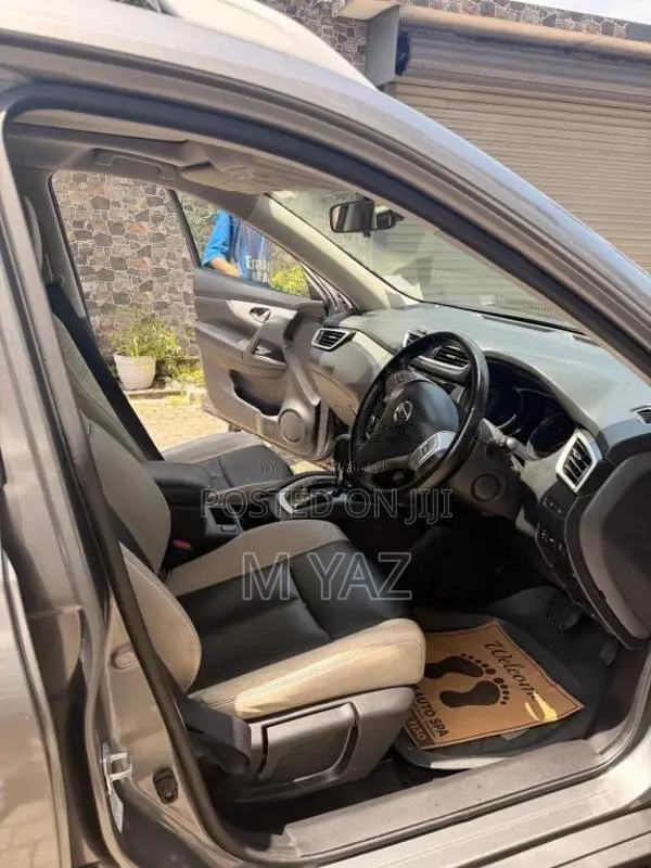 Nissan X-Trail Premier 2016 SUV (Used)