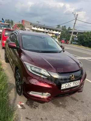 Honda Vezel 2014 SUV (Used)