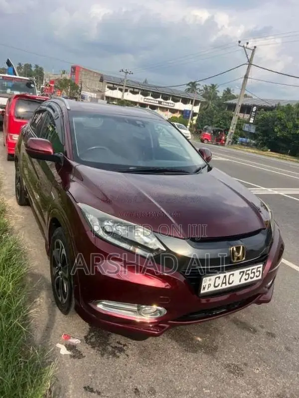 Honda Vezel 2014 SUV (Used)