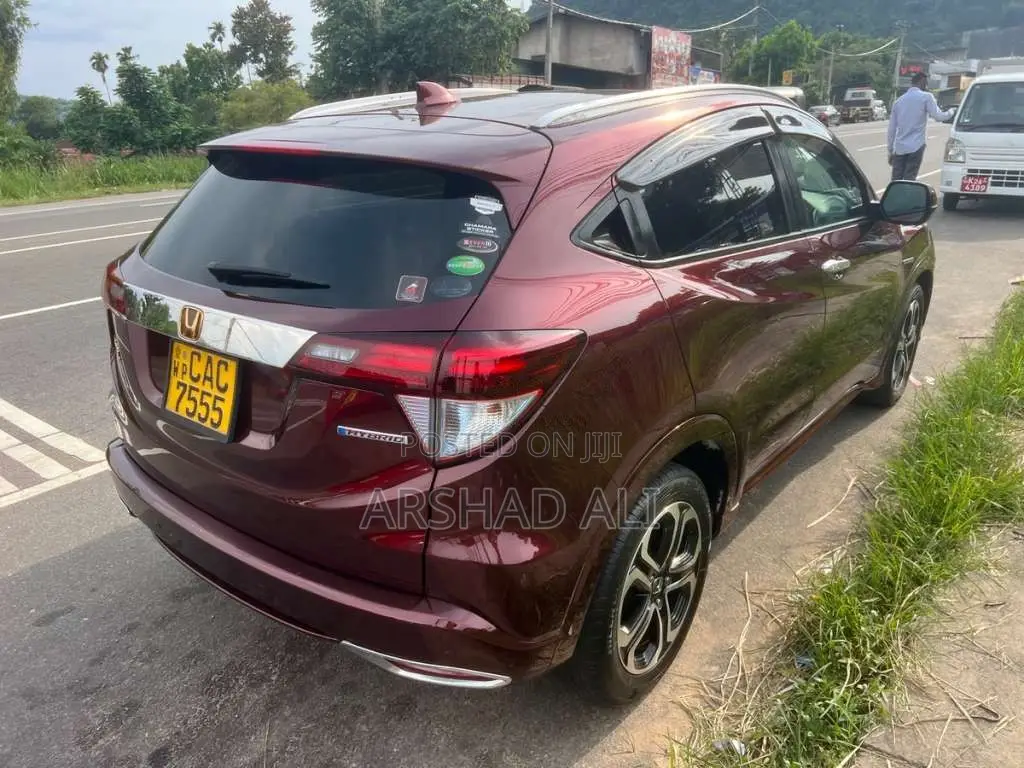 Honda Vezel 2014 SUV (Used)