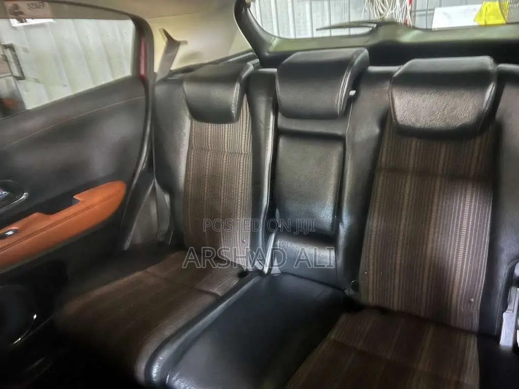 Honda Vezel 2014 SUV (Used)