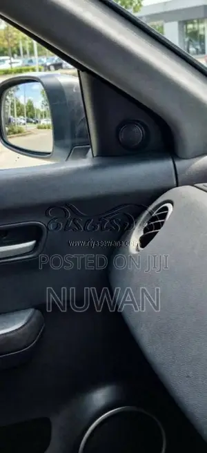 Suzuki Swift 2011 Car (Used)