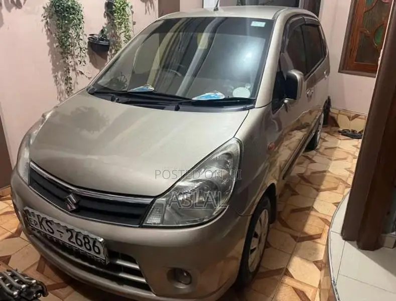 Suzuki Estilo 2012 Car (Used)