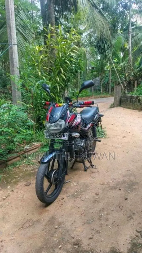 Bajaj Discover 100 2013 Motorbike (Used)