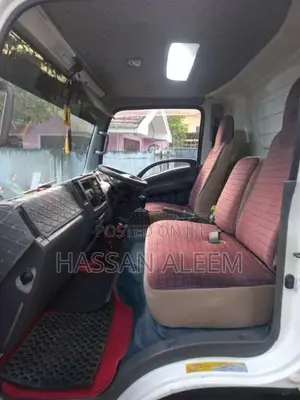 Isuzu BKG NPR85 ELF 2011 Lorry (Used)
