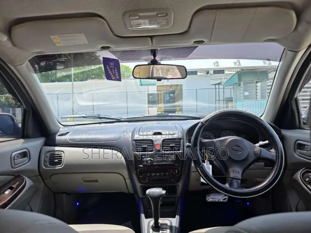 Nissan N16 2001 Car (Used)