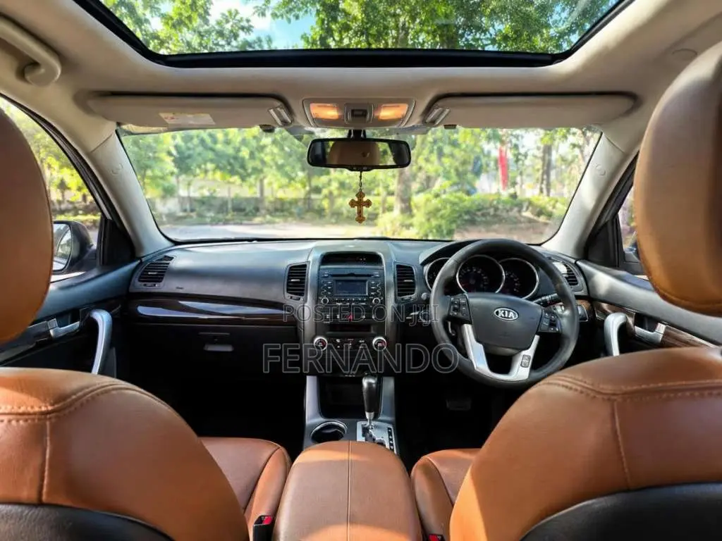 Kia Sorento 1-14 Option 2012 SUV (Used)